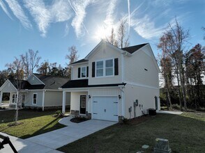 1032 Moen Lp in Conway, SC - Building Photo - Building Photo