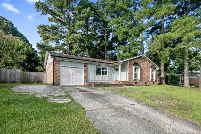 1857 Geiberger Dr in Fayetteville, NC - Building Photo - Building Photo