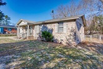 411 N Pines Rd in Blythewood, SC - Building Photo - Building Photo