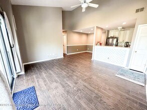 2 Basset Ct in Tinton Falls, NJ - Building Photo - Building Photo