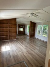111 Forest Creek Ln in Bruceville, TX - Building Photo - Building Photo