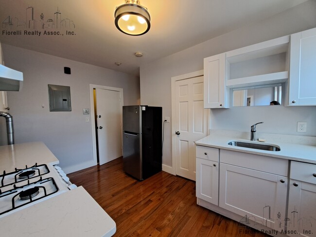 41 Clark St, Unit 4