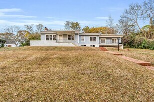 905 8th Ave N in Columbus, MS - Building Photo