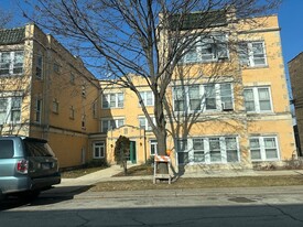 6645 21st St, Unit 06 in Berwyn, IL - Building Photo