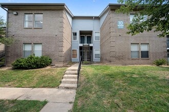 12166 Metric Blvd in Austin, TX - Building Photo - Building Photo