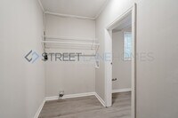 1112 Cornish St NE photo'
