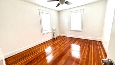 19 Appleton St in Quincy, MA - Foto de edificio - Building Photo