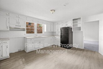 705 5th Ave in Midfield, AL - Building Photo - Building Photo