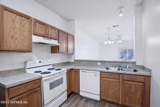 7818 Melvin Rd in Jacksonville, FL - Building Photo - Building Photo