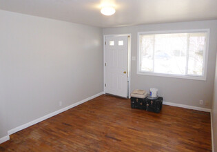 1200 Castlerock Dr in Fort Collins, CO - Building Photo - Building Photo