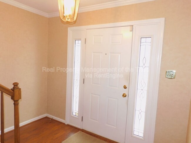 2418 Cottage Pl in Greensboro, NC - Building Photo - Building Photo