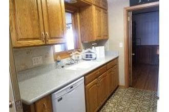 984 Shryer Ave W in Roseville, MN - Building Photo - Building Photo