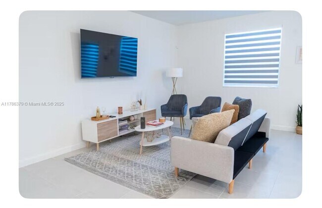 13623 SW 184th Ter in Miami, FL - Building Photo - Building Photo