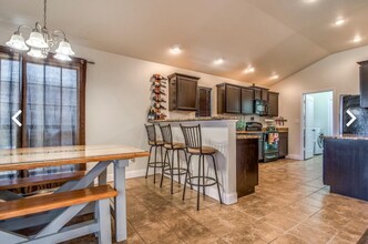 9306 Quincy Ave in Lubbock, TX - Foto de edificio - Building Photo