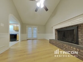 1411 Wildwood Dr in Acworth, GA - Building Photo - Building Photo