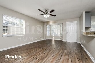 7610 S Sherrill St in Tampa, FL - Building Photo - Building Photo