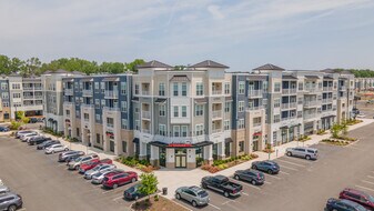 Bridgeport in Suffolk, VA - Building Photo