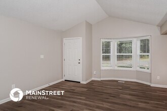 1729 Tall Oak Cir in Birmingham, AL - Building Photo - Building Photo