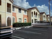 2551 SE 16th Ter, Unit 202 in Homestead, FL - Foto de edificio - Building Photo