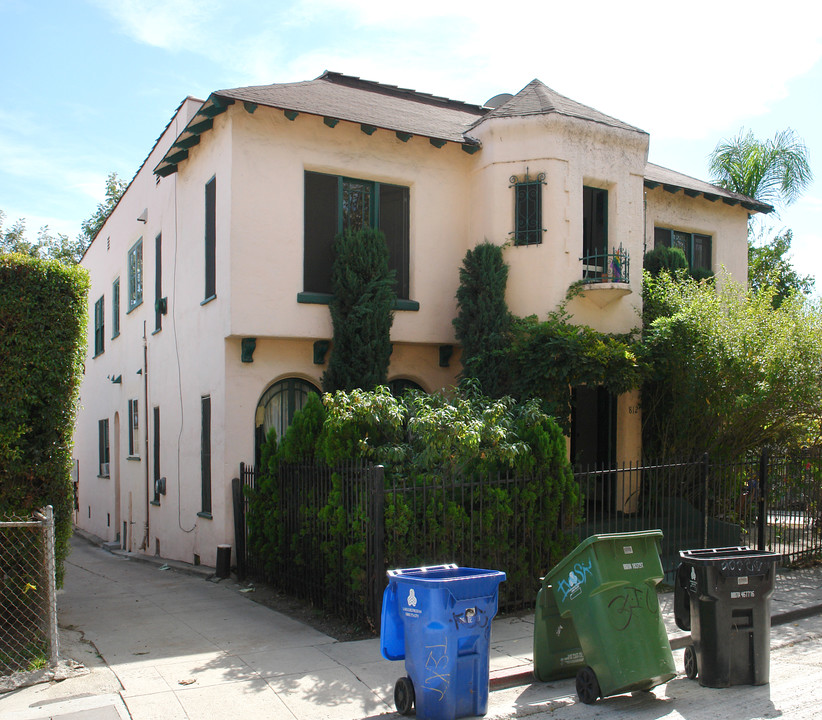 812 N Vendome St in Los Angeles, CA - Building Photo