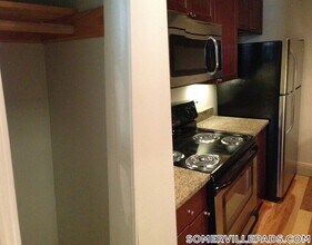 17 Bow St in Somerville, MA - Building Photo - Building Photo