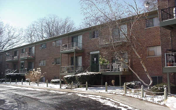 Whittier Apartments in Cincinnati, OH - Foto de edificio - Building Photo