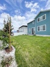 364 W Snowberry Dr in Saratoga Springs, UT - Building Photo - Building Photo