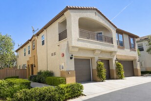 25162 Crest Haven St in Murrieta, CA - Building Photo