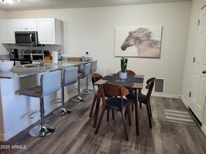 70 W Cottonwood Ln in Wickenburg, AZ - Building Photo - Building Photo