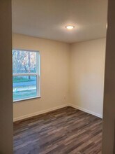 201 S 2nd St in Bonham, TX - Building Photo - Building Photo