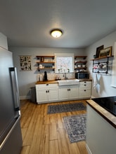 1015 Laughlin St in The Dalles, OR - Building Photo - Building Photo