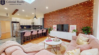 25 St Marys Ct in Brookline, MA - Building Photo