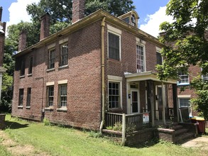 Harrison Street Duplex in Petersburg, VA - Building Photo - Building Photo