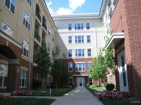 1251 Strassner Dr in Brentwood, MO - Building Photo