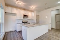 2704 Sam Wilson St photo'