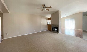 9630 Village Pkwy in California City, CA - Building Photo - Building Photo