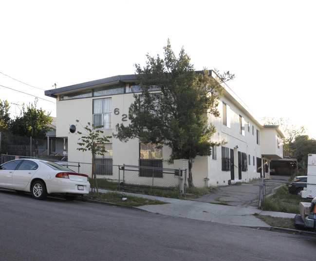 622 Imogen Ave in Los Angeles, CA - Building Photo - Building Photo