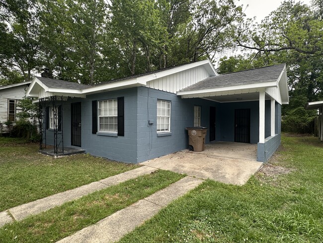 property at 1207 Bay Ave