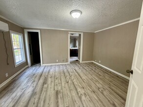 18300 Brandi Ct in Gulfport, MS - Foto de edificio - Building Photo