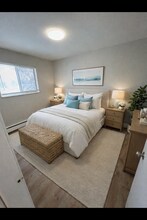 10678 E Holly Rd in Springfield Township, MI - Building Photo - Building Photo