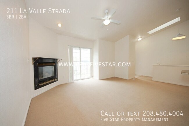 211 La Valle Strada in Pocatello, ID - Foto de edificio - Building Photo