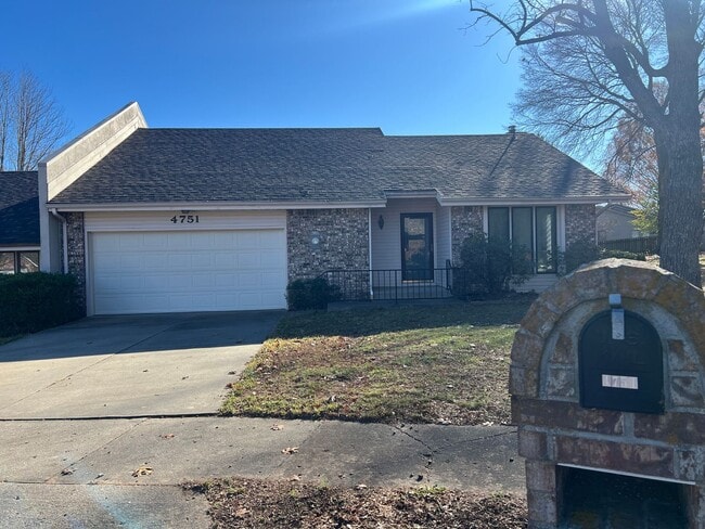 property at 4751 S Boone Ct