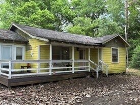 13820 FM 787 in Cleveland, TX - Building Photo