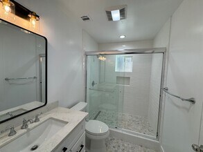 4917 Briggs Ave-Unit -ADU in Montrose, CA - Building Photo - Building Photo