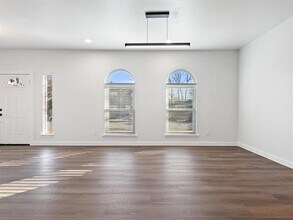 2213 Loretta Ln in Rowlett, TX - Building Photo - Building Photo