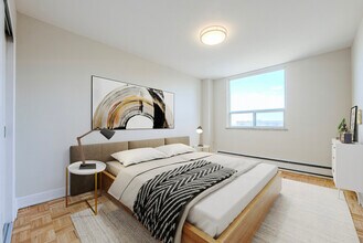 440 Eglinton in Toronto, ON - Building Photo - Building Photo
