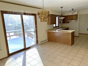 515-517 Bridgewater Ave in Chippewa Falls, WI - Building Photo - Building Photo