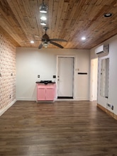 31529 Amsterdam Rd in Winchester, CA - Building Photo - Building Photo