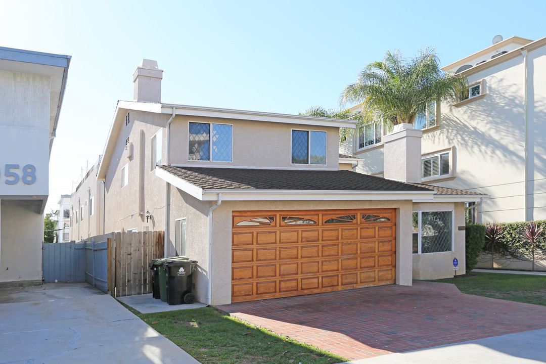 11964 Mayfield Ave in Los Angeles, CA - Building Photo