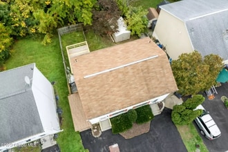 9 Limerick Dr in Albany, NY - Building Photo - Building Photo